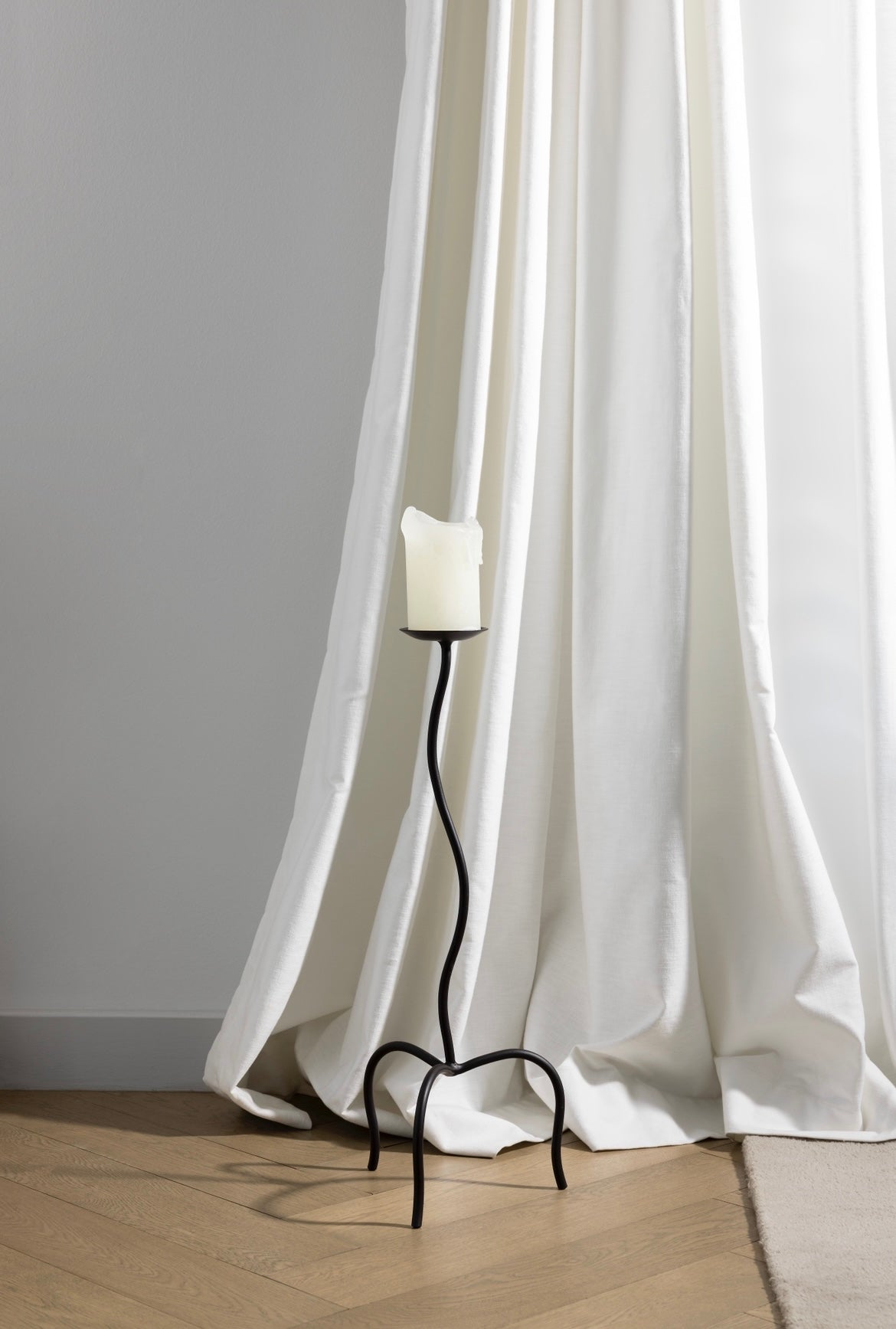 Curved Candle Holders - Set of Two